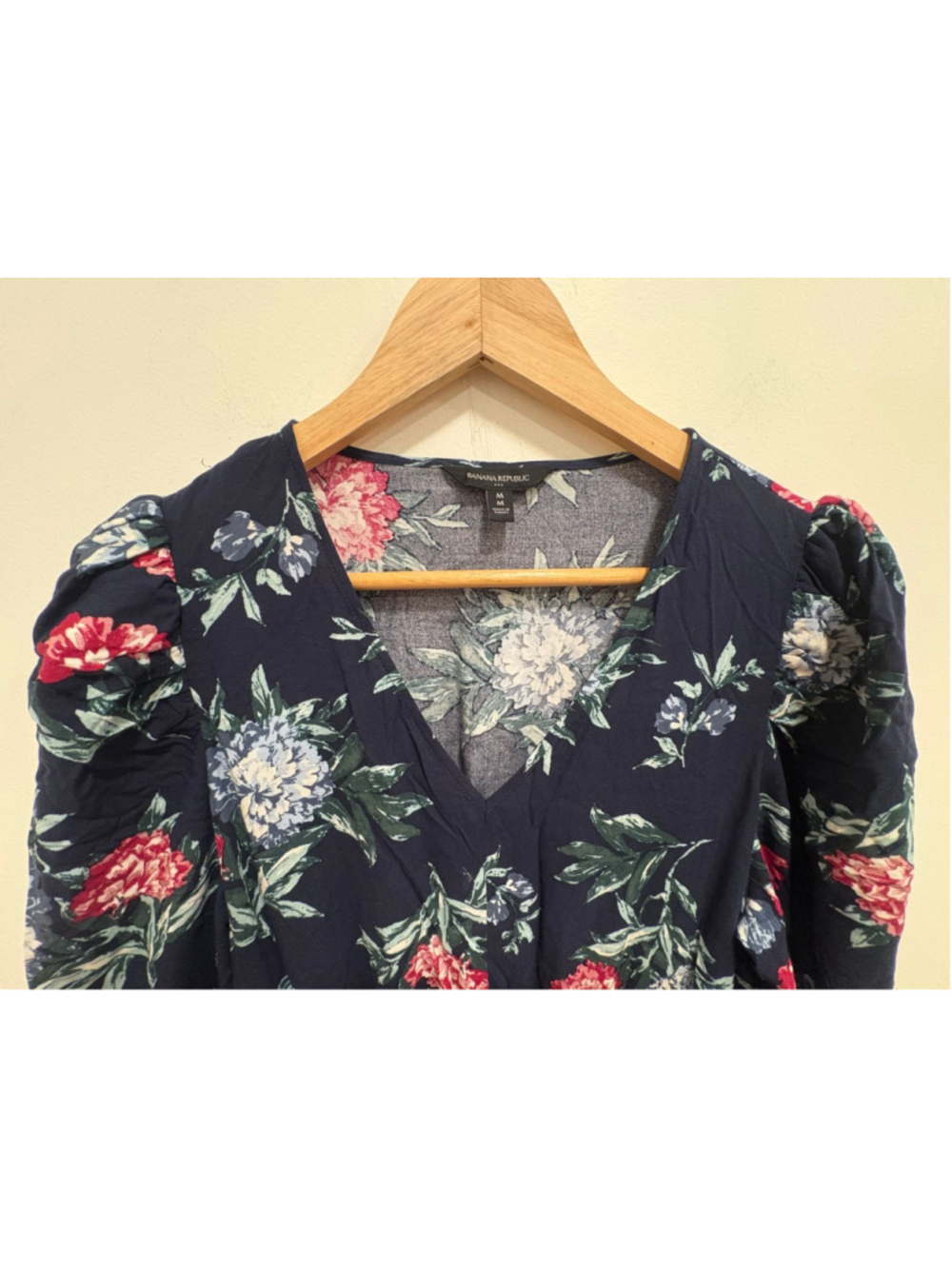 Banana Republic floral midi dress, Made in Turkey - Picture 5 of 11